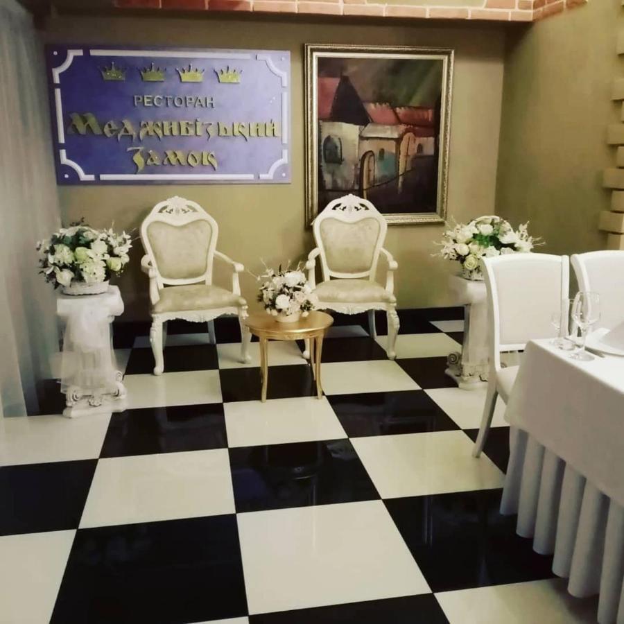 Medzhybozhskiy Zamok Tribuhivci Kültér fotó